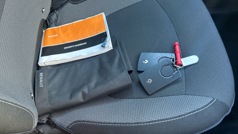 Renault Captur 1.2 TCE Dynamique S MediaNav 5dr EDC Petrol Hatchback